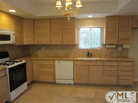 3rd image of 3047 Marigold Pl #12