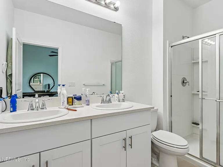 348 Anthony Dr — Photo 8