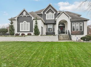 2725 Matt Ct, Carmel, IN