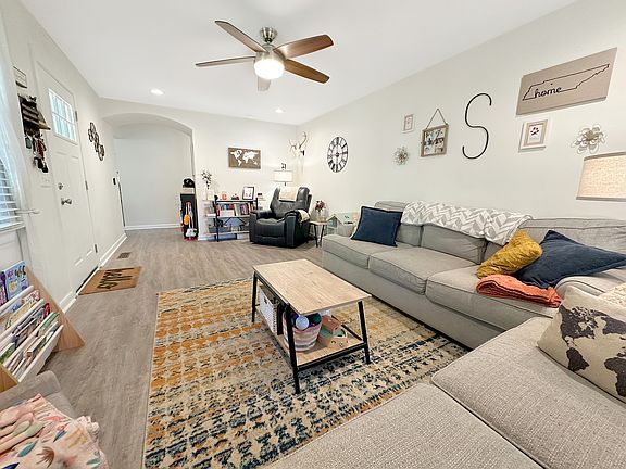 4th image of 103 Ryburn Ct