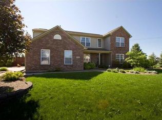 3723 Crest Point Dr, Westfield, IN 46062