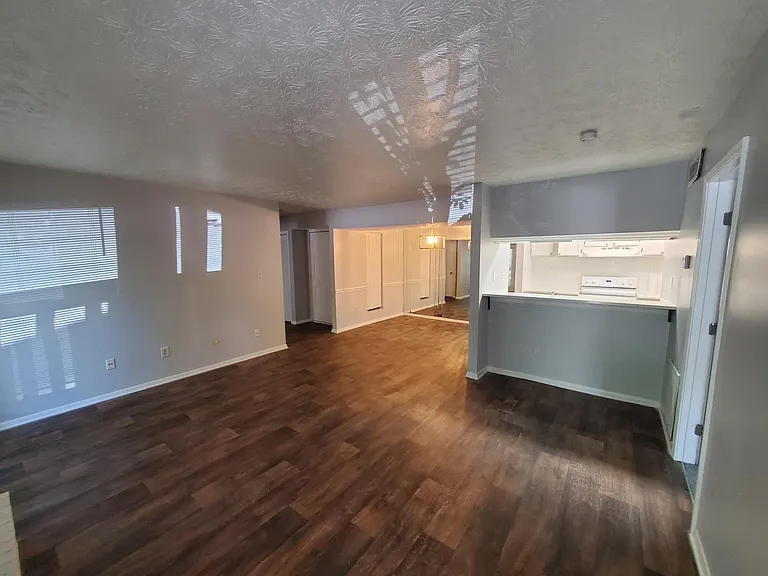 103 Tuxworth Cir — Photo 22