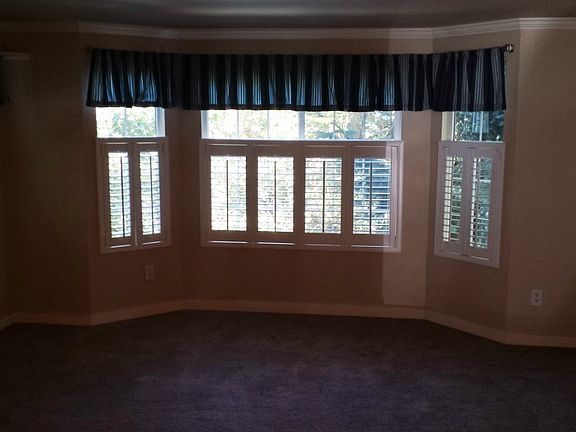 3rd image of 10022 NE 120th Ln APT G201