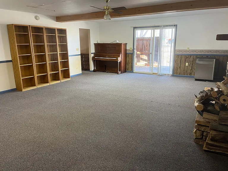 1229 Thiel Rd — Photo 16