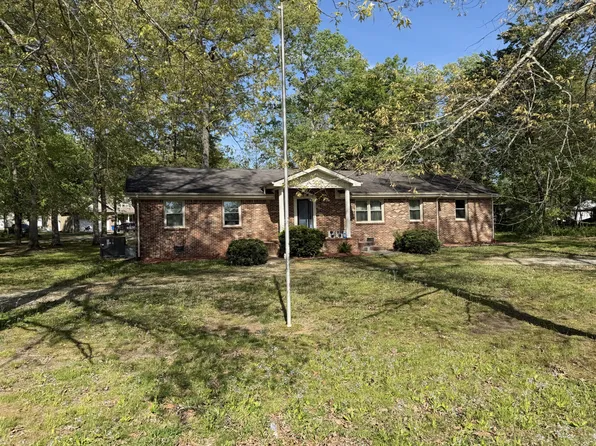 141 Dogwood Dr, Manchester, TN 37355