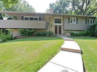 3648 Creekwood Ct, Downers Grove, IL