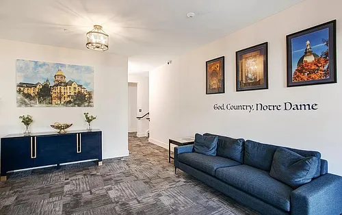 1010 Corby Blvd #212 Photo 1