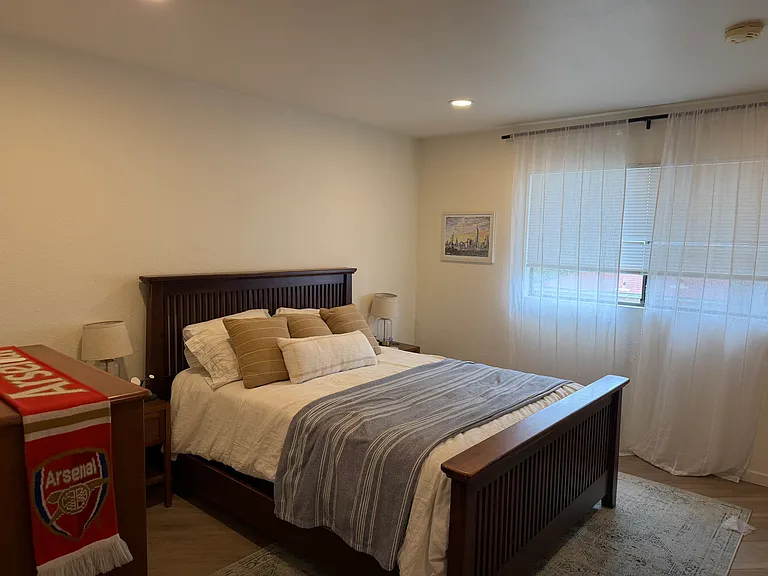 1829 Oliver Ave #2 — Photo 30