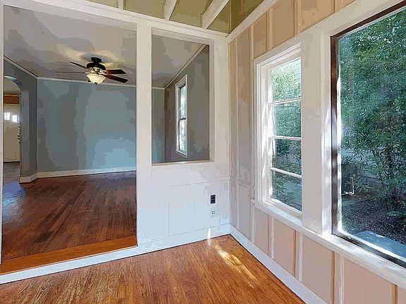 4th image of 1716 Kissingbower Rd