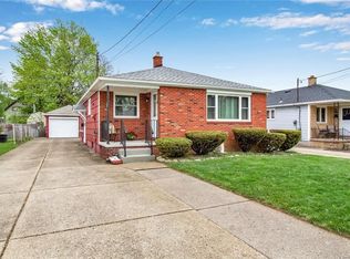 58 Cotton St, Lancaster, NY 14086