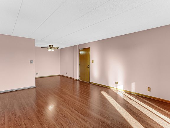 4th image of 10441 Circle Dr APT 36C