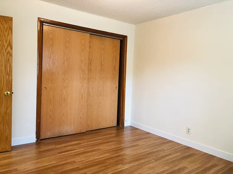 13121 SE Division St — Photo 15
