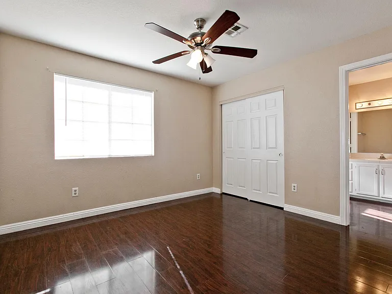 6580 Goldensun Ct — Photo 22