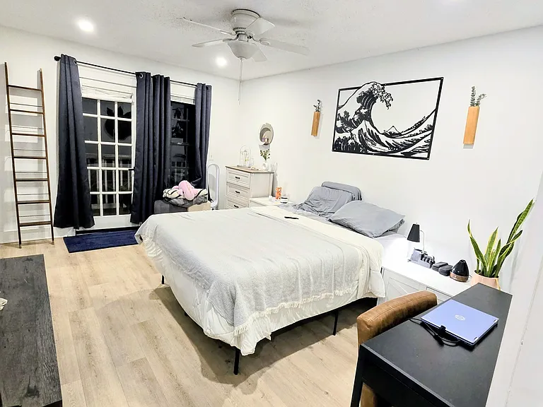 260 Fleming Rd #D — Photo 2