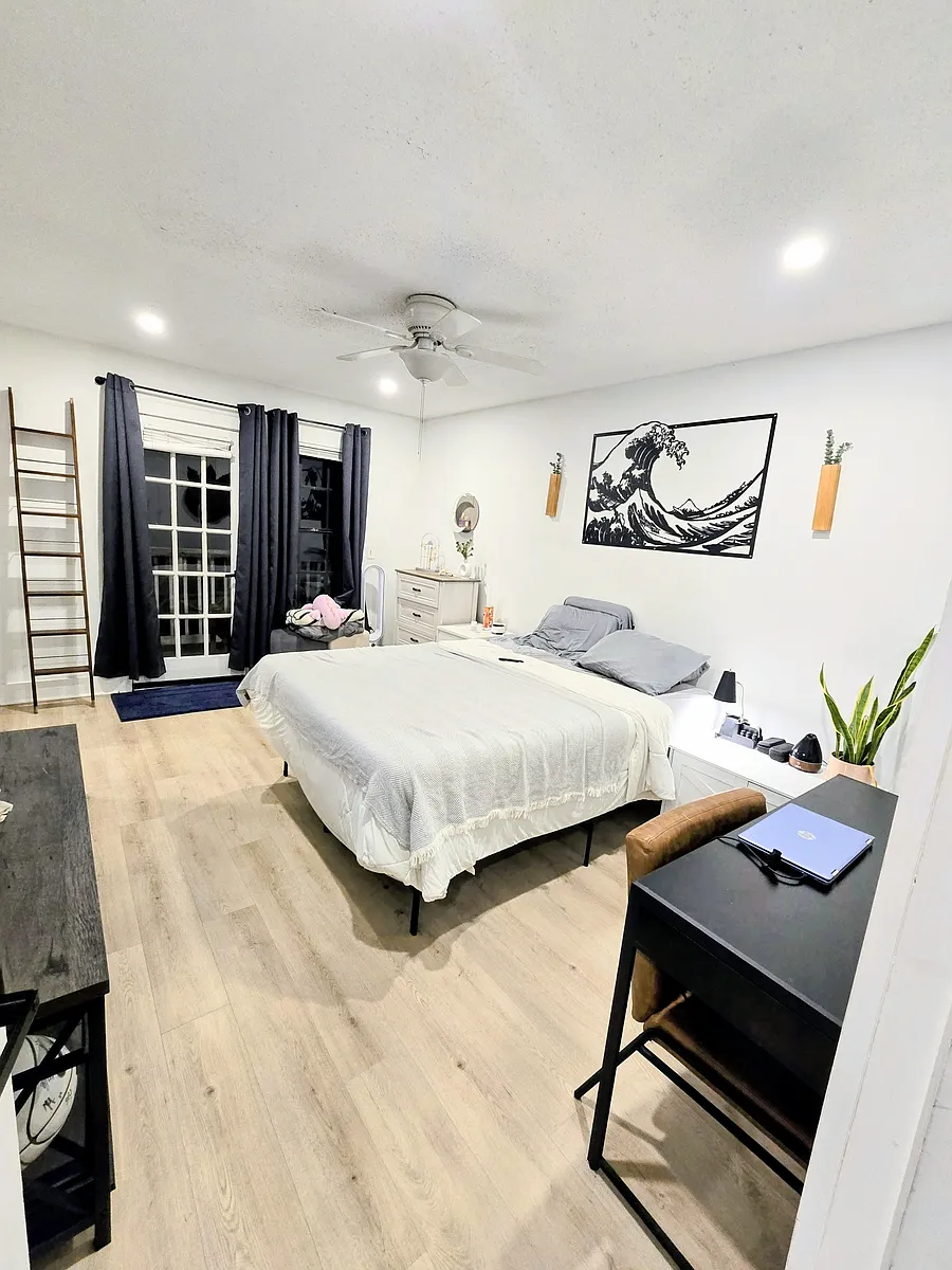 Building Photo - 260 Fleming Rd #D