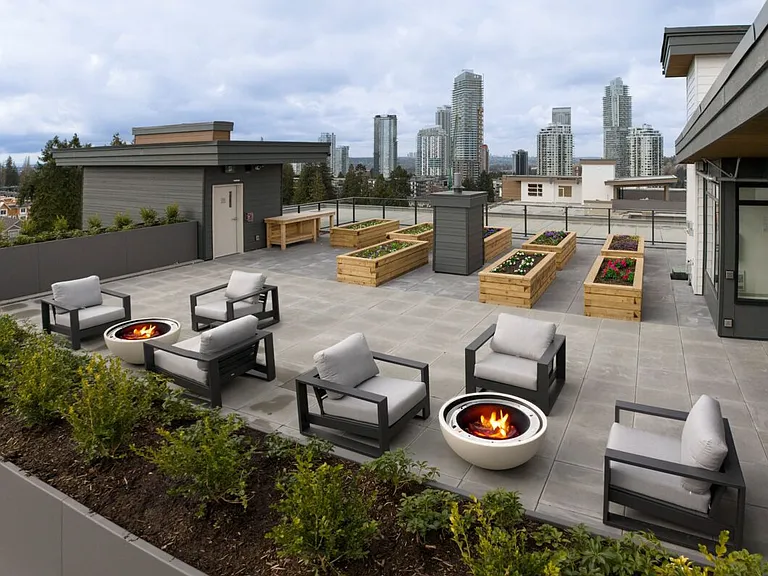 750 Robinson St — Photo 26