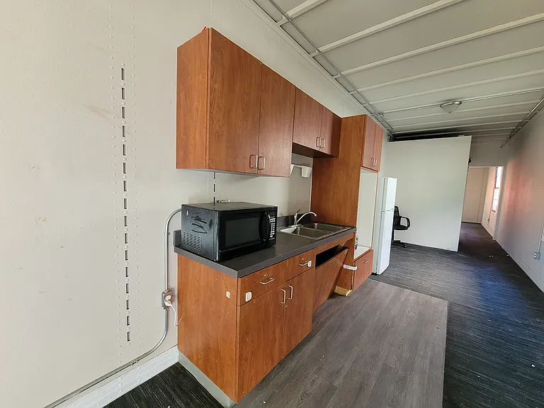 941 Business Highway 78 #A — Photo 13