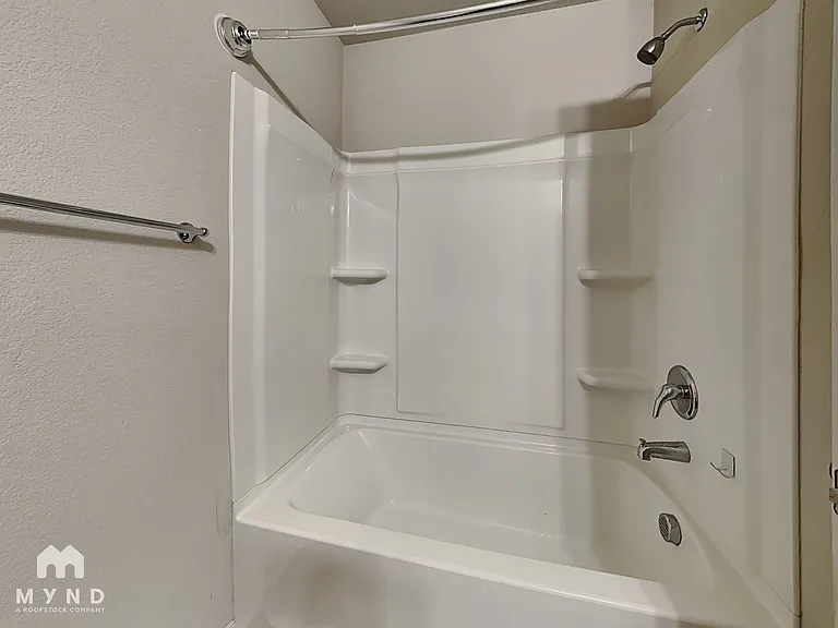 940 Pinehurst Loop — Photo 15