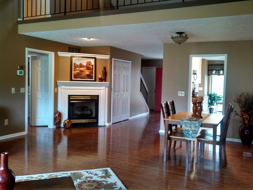 1st image of 240-15 Laurel Cir