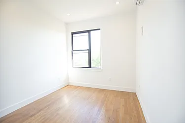 Rented by Venn NY Inc