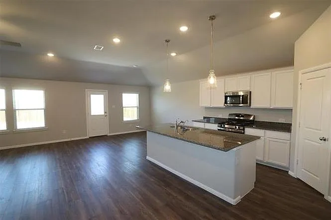 1929 Indian Grass Dr — Photo 5