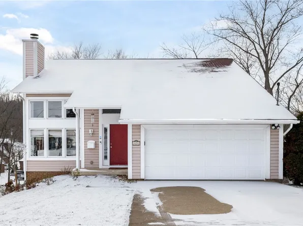45 Spring Valley Dr, Washington, PA 15301