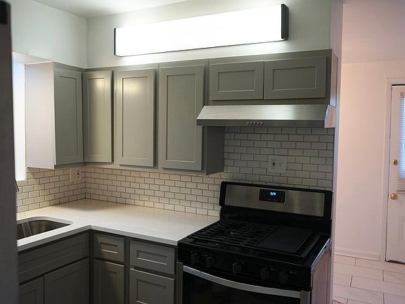 3rd image of 2314 Virginia Ave #1