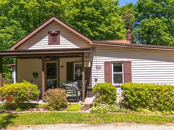 3rd image of 54540 Farr Rd