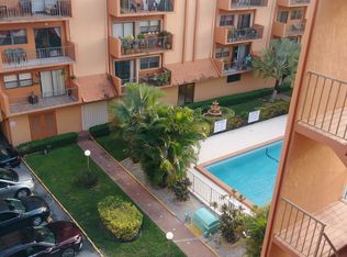 1800 W 54th St APT 403, Hialeah, FL 33012