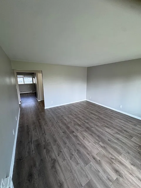 2 bed, 800 sqft, $995 — Photo 3