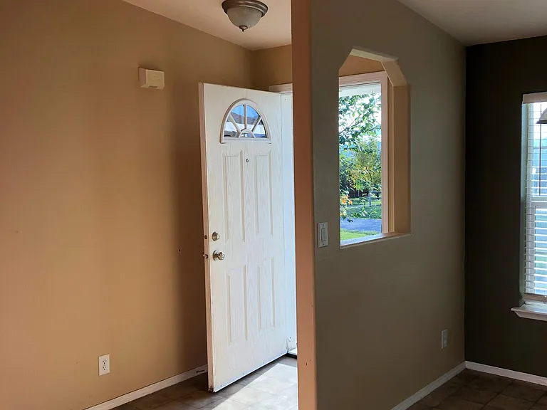 1653 Saddle Dr — Photo 16