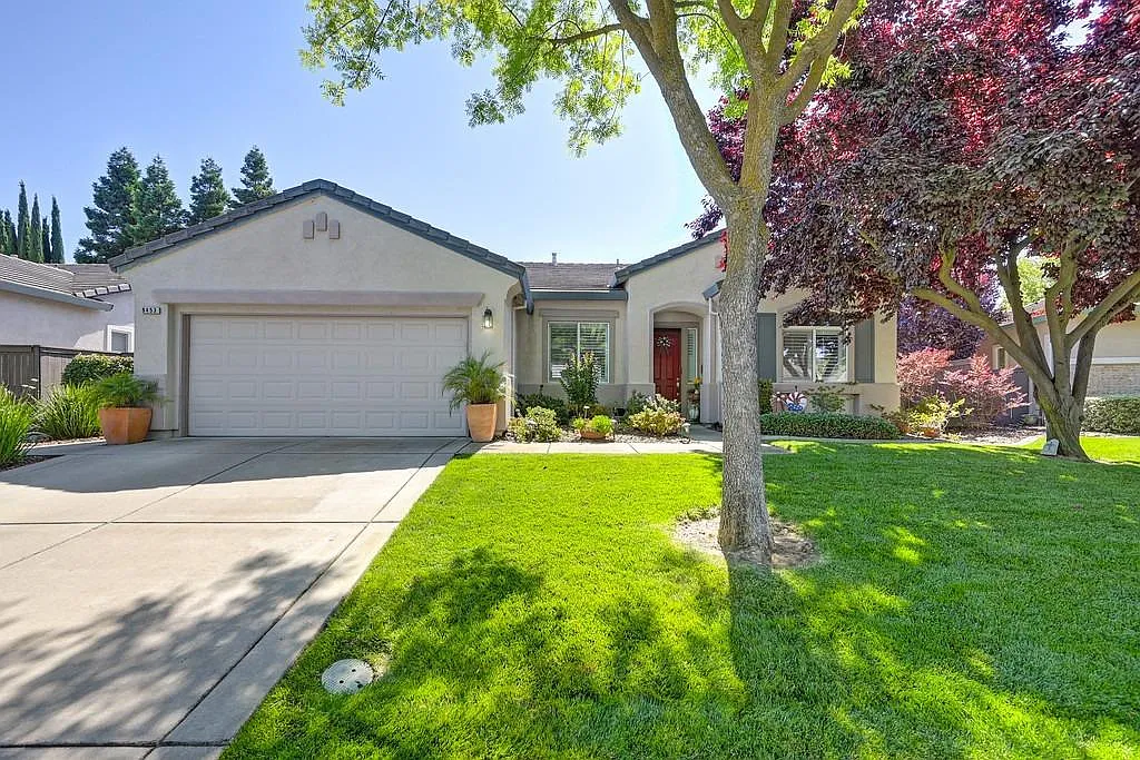 9453 Century Oaks Ln photo 1