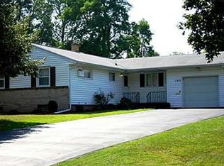 145 Morrow Dr, Rochester, NY 14616