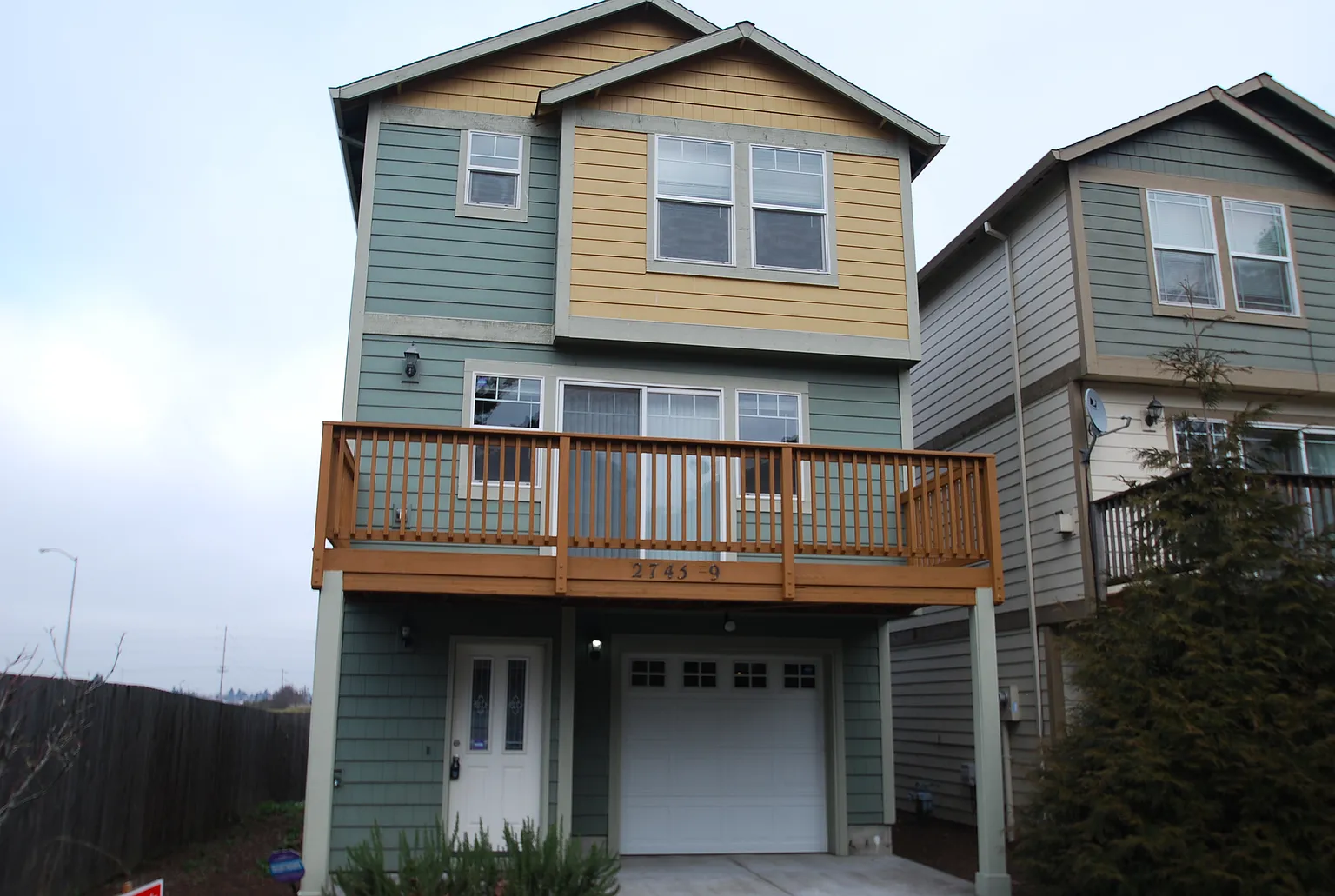 2743 SE 98th Ave APT 9 photo 1