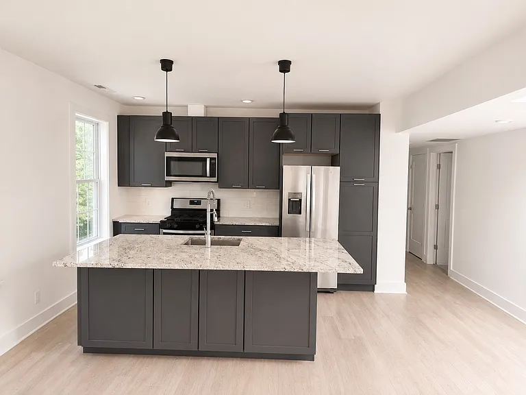 113 Nash St #2 — Photo 6