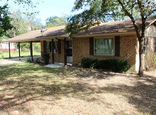 101 Lewis St, Trinity, TX 75862