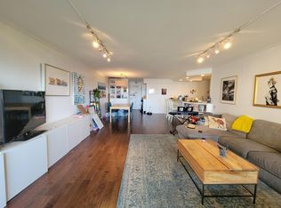 2 Hawthorne Pl APT 12D, Boston, MA 02114