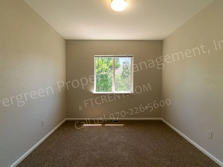 3326 Warren Farm Dr — Photo 17