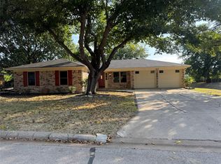 307 S Ables St, Granbury, TX 76048