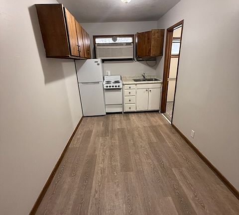 5th image of 1300 N 10th St #5