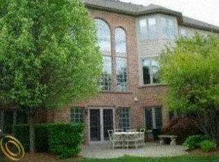 17845 Cranbrook Dr, Northville, MI