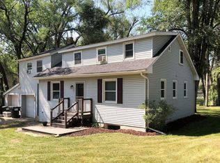 815 Kinnickinnic St, Hudson, WI 54016