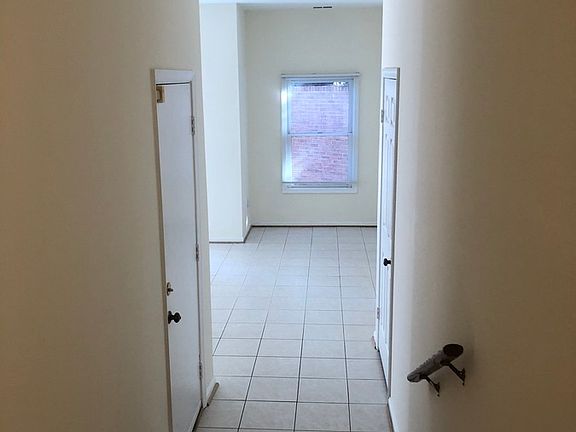 5th image of 8814 Woodland Dr
