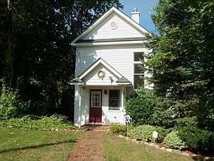 1st image of 90 Church St