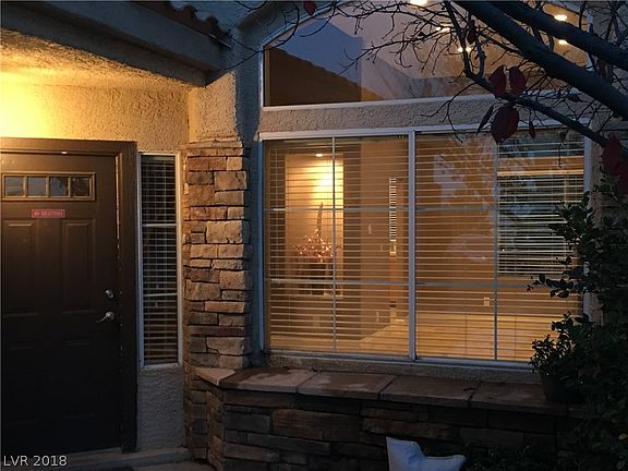 3rd image of 2309 E Bloomington Dr
