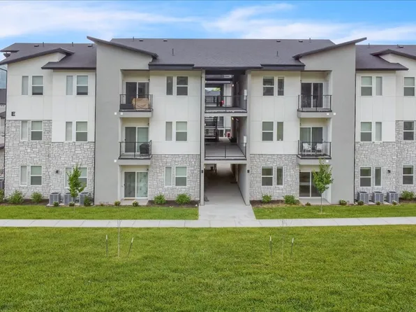 536 N 130 E Unit 102E, Providence, UT 84332