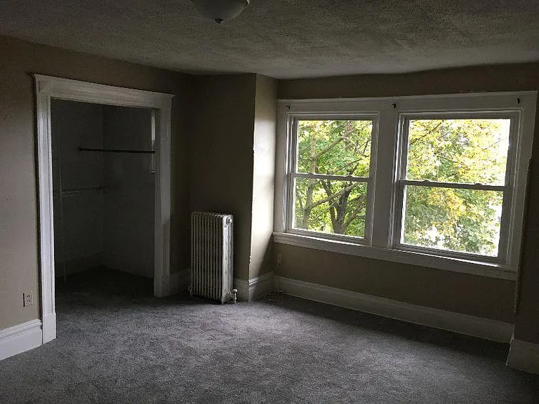 Front bedroom