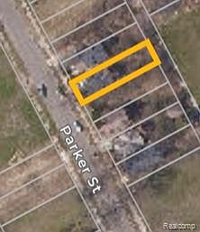2nd image of 2496 Parker St