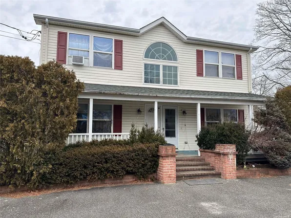 47 Central Avenue, East Quogue, NY 11942