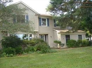 22902 Leslie Ln, Elkhart, IN 46516